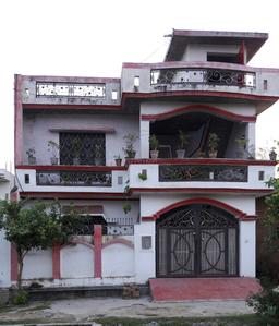 Gallery Cover Image of 1200 Sq.ft 2 BHK Independent House for buy in Alambagh for 4500000