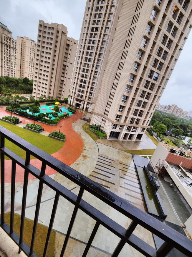 Apartment Hiranandani One Park Resale 728 Sqft BHK Flat For Sale