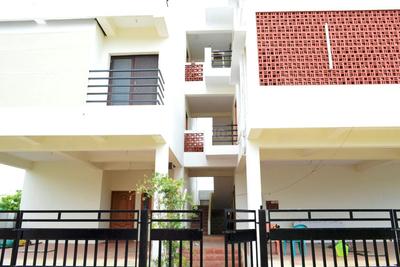 Gallery Cover Image of 934 Sq.ft 2 BHK Apartment for buy in Urapakkam for 3150000