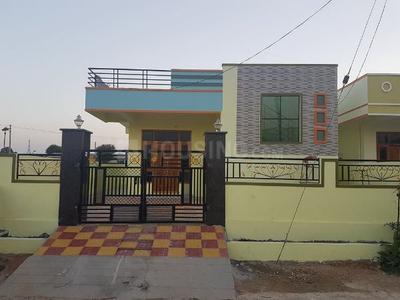 Gallery Cover Image of 650 Sq.ft 1 BHK Independent House for buy in Agaramthen for 2300000