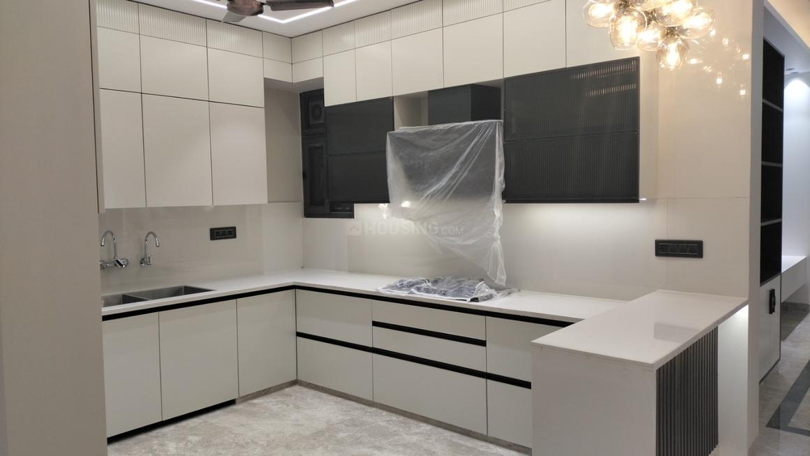 Investors House - Image 8