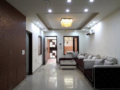 Gallery Cover Image of 1100 Sq.ft 3 BHK Apartment for rent in Paschim Vihar for 35000