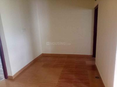 Gallery Cover Image of 750 Sq.ft 2 BHK Apartment for buy in Thrippunithura for 3000000
