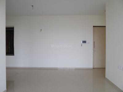 Gallery Cover Image of 1368 Sq.ft 2.5 BHK Apartment for buy in Kandivali East for 28000000