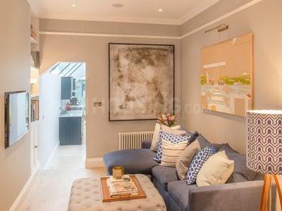 Gallery Cover Image of 1255 Sq.ft 3 BHK Apartment for buy in Vasundhara for 4610000