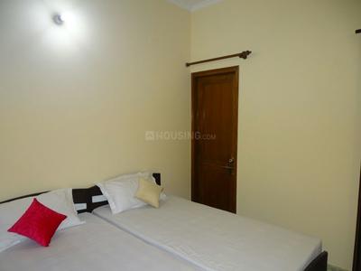 Bedroom Image of Sunshine PG in Roshan Pura