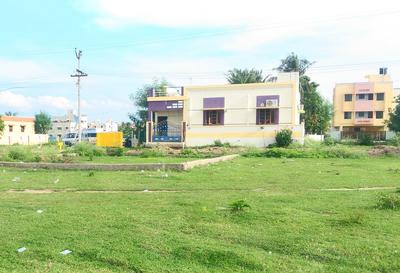Gallery Cover Image of Sq.ft Residential Plot for buy in Anakaputhur for 3300000
