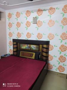 Gallery Cover Image of 550 Sq.ft 1 BHK Independent Floor for rent in Govindpuri for 9000