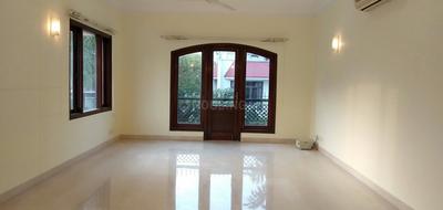 Gallery Cover Image of 2500 Sq.ft 4 BHK Independent Floor for buy in Golf Links for 210000000