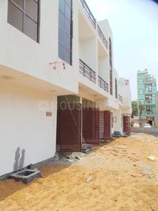 Gallery Cover Image of 500 Sq.ft 1 BHK Independent House for buy in Sector 3 for 3700000