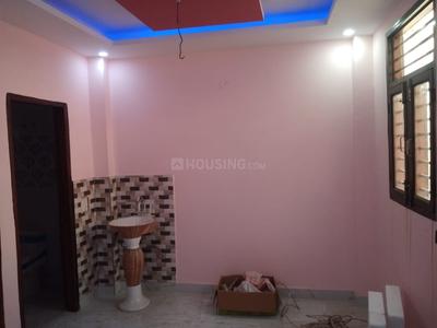 Gallery Cover Image of 650 Sq.ft 1 BHK Independent Floor for buy in Sector 11 for 1600000