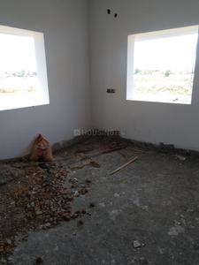 Gallery Cover Image of 1050 Sq.ft 2 BHK Apartment for buy in Kolathur for 4515000