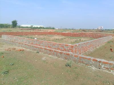 Gallery Cover Image of Sq.ft Residential Plot for buy in Gomti Nagar for 1700000