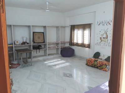 Gallery Cover Image of 2400 Sq.ft 5 BHK Independent House for buy in Khema-Ka-Kuwa for 12500000