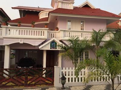 4 BHK Independent House