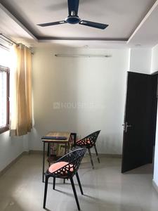 Gallery Cover Image of 1250 Sq.ft 2 BHK Apartment for buy in Raja Park for 4800000