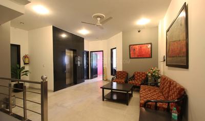 5+ BHK Independent House
