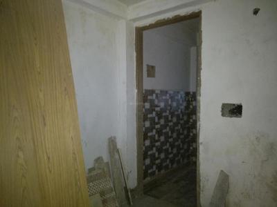 Gallery Cover Image of 450 Sq.ft 1 BHK Apartment for buy in Dwarka Mor for 1600000