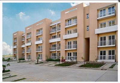 Gallery Cover Image of 2430 Sq.ft 3 BHK Independent Floor for buy in Sector 77 for 3600000