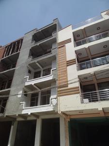 Gallery Cover Image of 1080 Sq.ft 3 BHK Independent Floor for buy in Govindpuram for 2825000