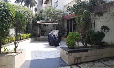 5 BHK Independent House