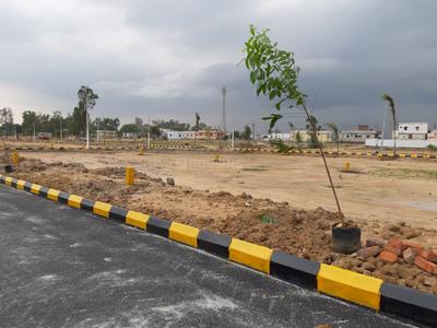 Gallery Cover Image of Sq.ft Residential Plot for buy in Isnapur for 2091000