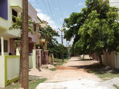 Gallery Cover Image of Sq.ft Residential Plot for buy in Poonamallee for 2560000