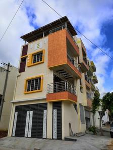 Gallery Cover Image of 2200 Sq.ft 3 BHK Independent House for buy in Srinivaspura for 11600000