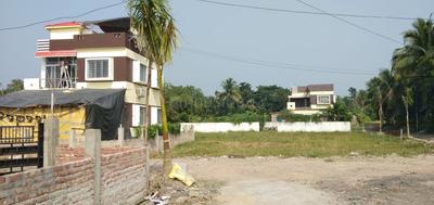 Gallery Cover Image of 840 Sq.ft 2 BHK Independent House for buy in Thakurpukur for 1500000