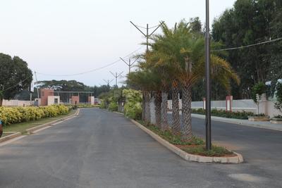 Gallery Cover Image of 1200 Sq.ft Residential Plot for buy in Kodathi for 5518800