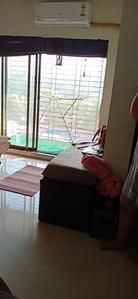Gallery Cover Image of 650 Sq.ft 1 BHK Apartment for buy in Goregaon West for 10000000