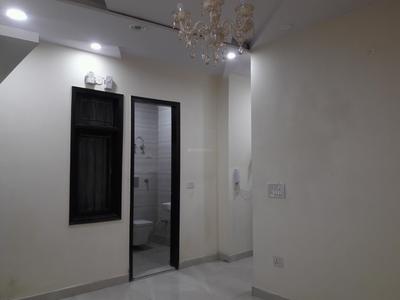 Gallery Cover Image of 540 Sq.ft 2 BHK Apartment for buy in Dwarka Mor for 3000000