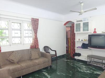 Gallery Cover Image of 950 Sq.ft 2 BHK Apartment for buy in Goregaon East for 18500000