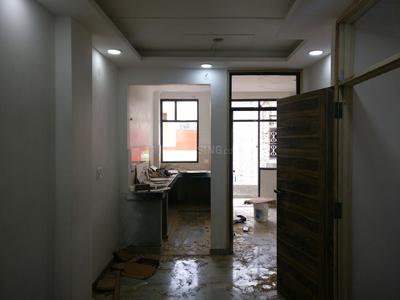Gallery Cover Image of 612 Sq.ft 2 BHK Apartment for buy in Shahdara for 3000000