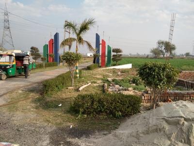 Gallery Cover Image of Sq.ft Residential Plot for buy in Dasna for 600000