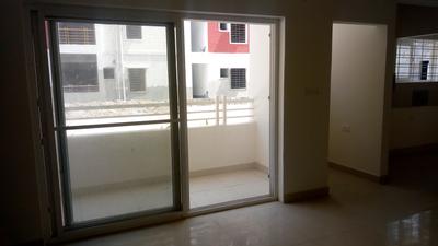 Gallery Cover Image of 1300 Sq.ft 2 BHK Apartment for buy in Tejaswini Nagar for 5452559