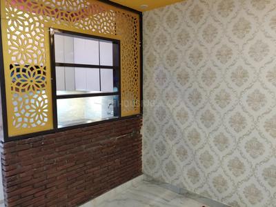 Gallery Cover Image of 720 Sq.ft 2 BHK Independent Floor for rent in Sector 17 Dwarka for 15500
