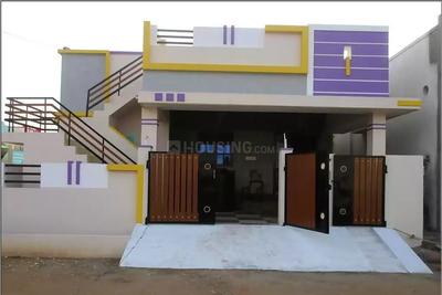 Gallery Cover Image of 1000 Sq.ft 2 BHK Independent House for buy in Kelambakkam for 3900000