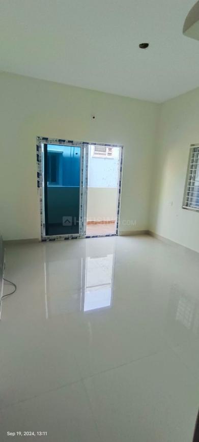 Bhk Flat 6th Phase Kphb Bhk Flat For Sale In Kphb Colony Deals