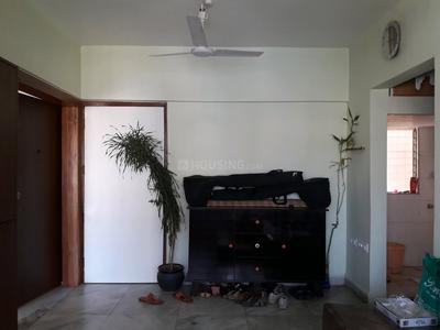Gallery Cover Image of 565 Sq.ft 1 BHK Apartment for buy in Thane West for 7000000