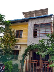 Gallery Cover Image of 975 Sq.ft 3 BHK Independent House for buy in Gerugambakkam for 6800000