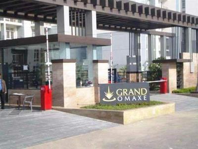 Gallery Cover Image of 1900 Sq.ft 3 BHK Apartment for rent in Omaxe Grand Woods, Sector 93B for 35000