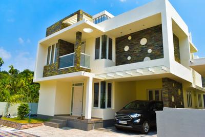 Gallery Cover Image of 2000 Sq.ft 4 BHK Villa for buy in Thrippunithura for 12000000