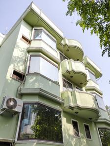 Building Image of Rose Dale in DLF Phase 1