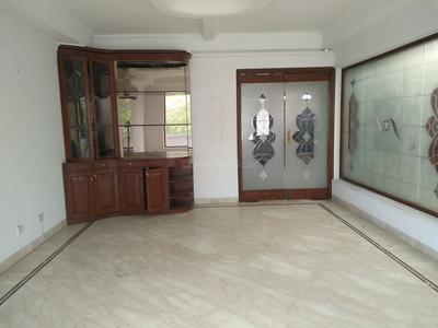 Gallery Cover Image of 3240 Sq.ft 3 BHK Independent Floor for buy in Golf Links for 170000000