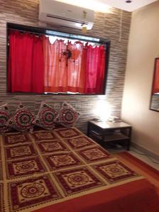 Gallery Cover Image of 350 Sq.ft 1 RK Apartment for rent in Khar West for 32000