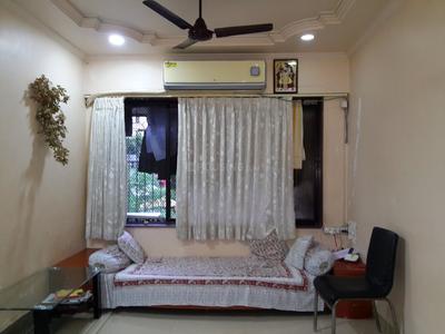 Gallery Cover Image of 650 Sq.ft 1 BHK Apartment for buy in Borivali West for 9600000