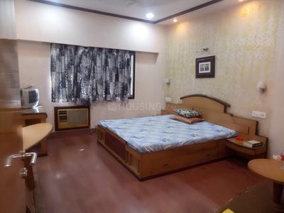 Gallery Cover Image of 1450 Sq.ft 2 BHK Apartment for rent in Park Street Area for 50000