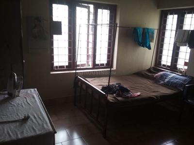 Gallery Cover Image of 860 Sq.ft 2 BHK Apartment for buy in Poothole for 2900000