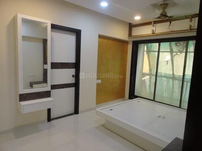 Gallery Cover Image of 1740 Sq.ft 3 BHK Independent Floor for buy in Goregaon West for 27000000